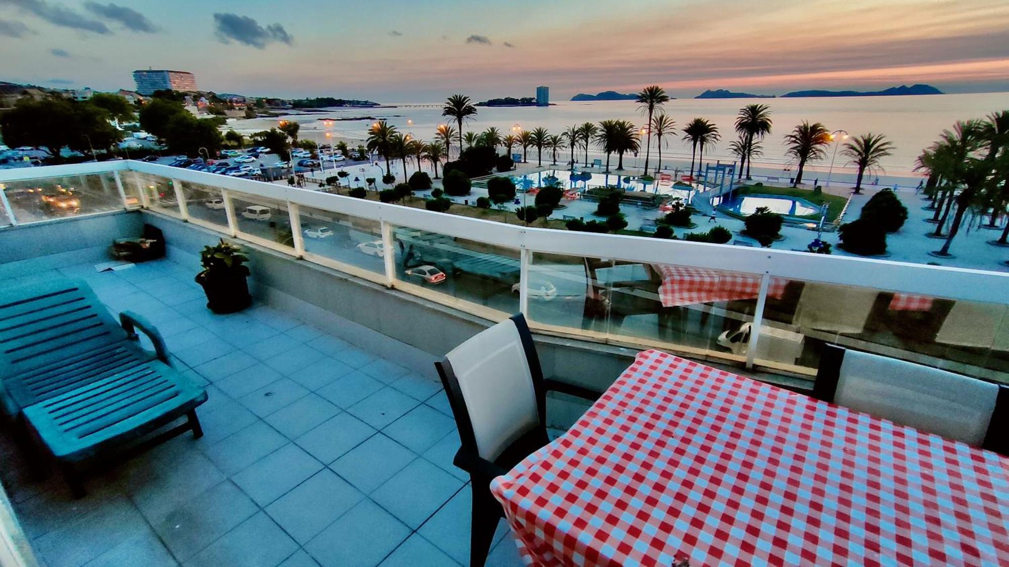 ויגו Samil Apartment, Primera Linea De Playa Con Wifi Y Garaje מראה חיצוני תמונה